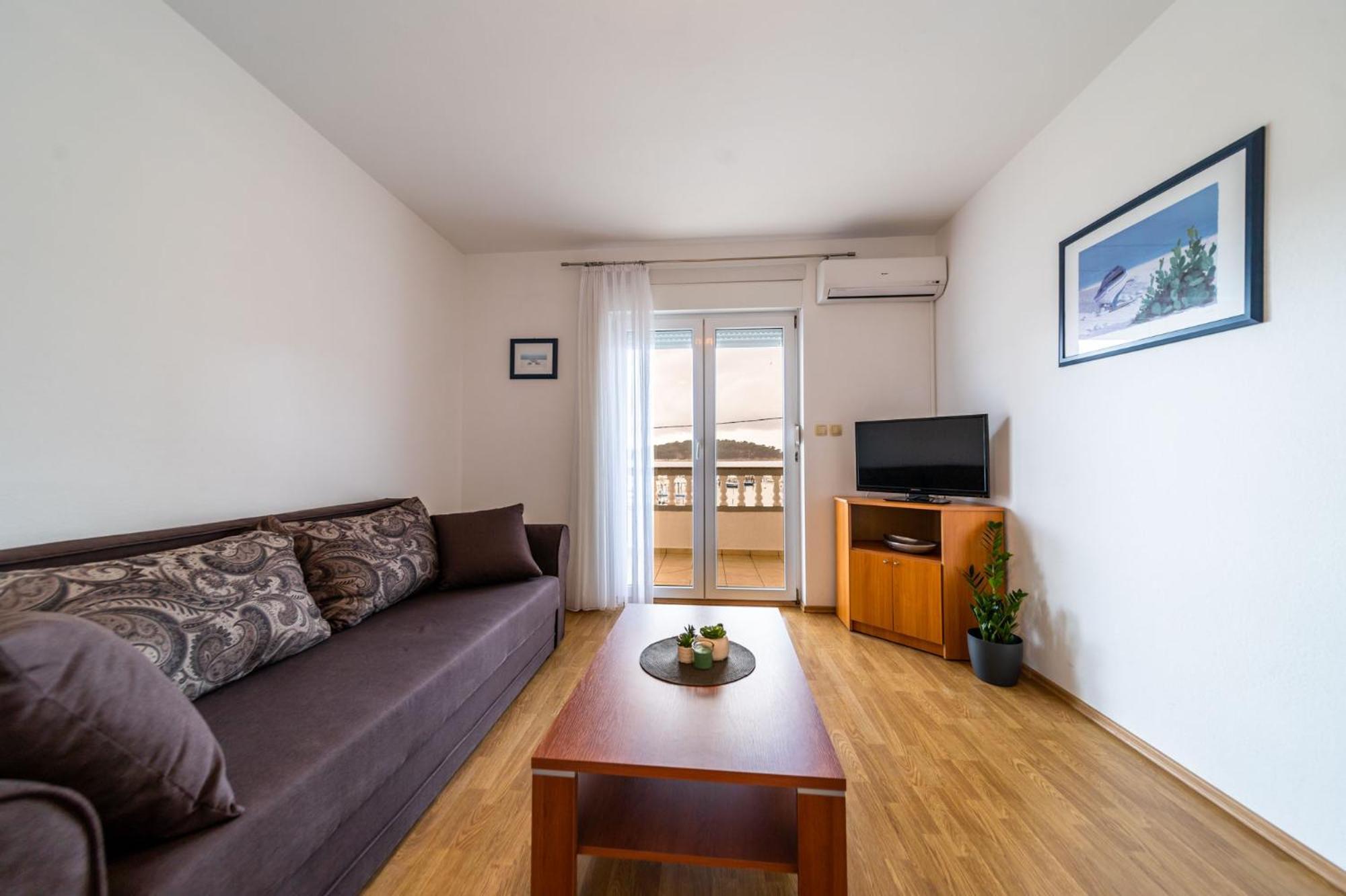 Apartmani Devcic Palit Εξωτερικό φωτογραφία
