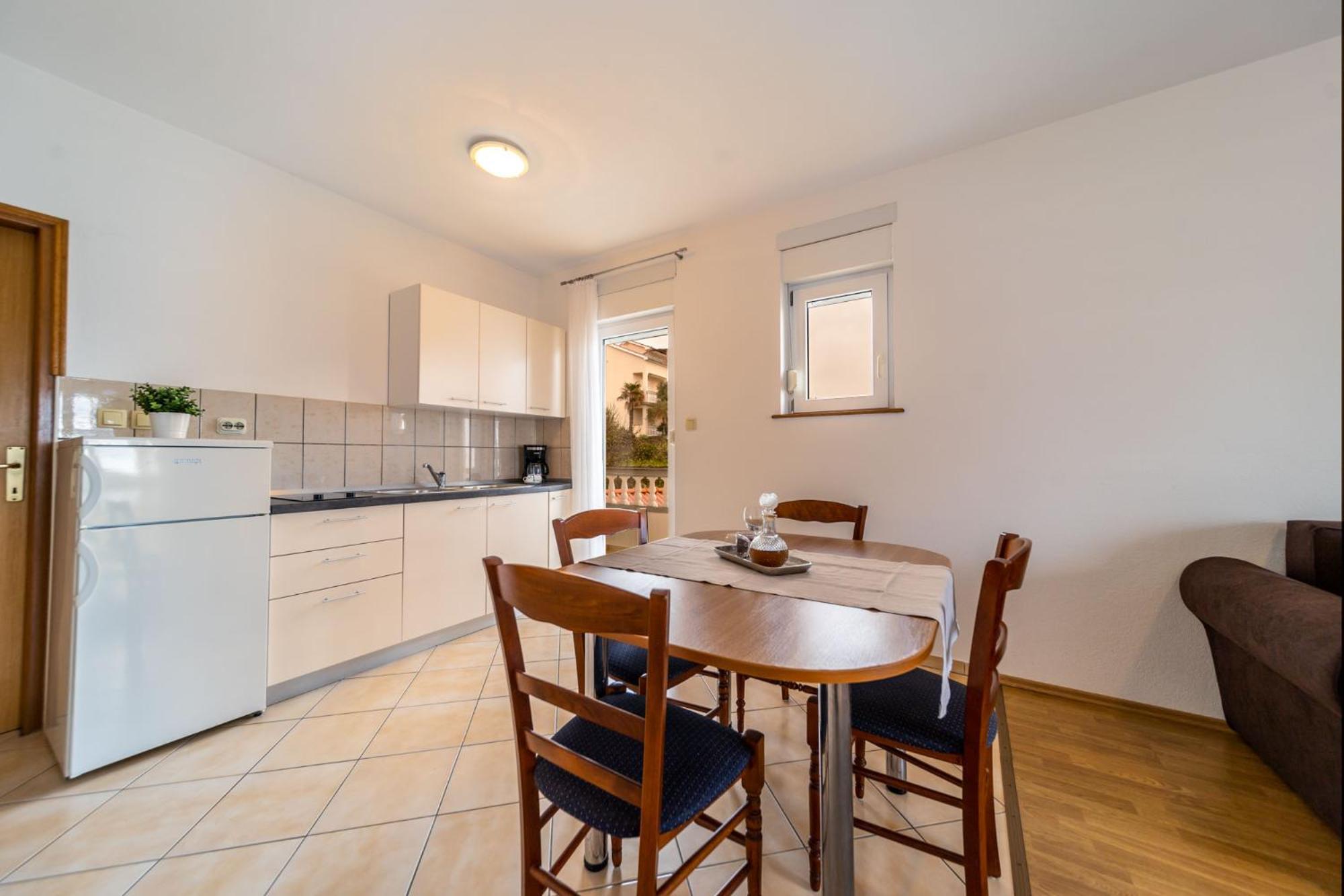 Apartmani Devcic Palit Εξωτερικό φωτογραφία